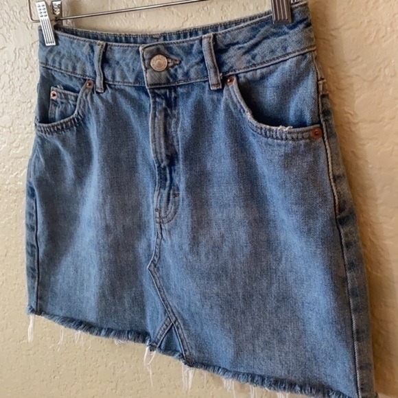 Topshop Moto raw hem mini denim skirt - Picture 7 of 13